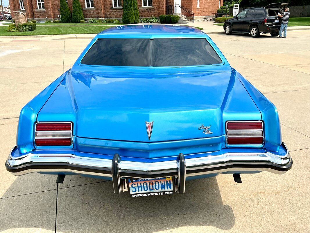 Pontiac-Grand-Prix-Coupe-1973-Blue-Black-46121-7