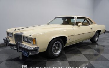 Pontiac-Grand-Prix-Coupe-1976-Bavarian-Cream-Tan-20553-5