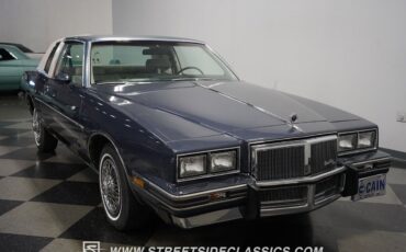 Pontiac-Grand-Prix-Coupe-1984-19