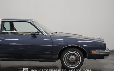 Pontiac-Grand-Prix-Coupe-1984-34