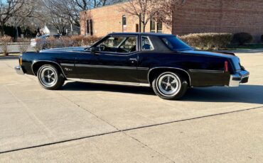 Pontiac-Grand-Prix-SJ-Coupe-1977-Black-Black-123919-10