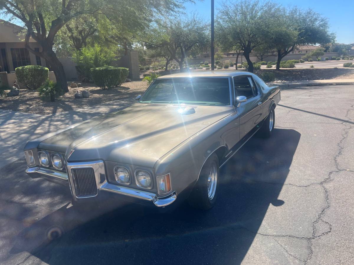 Pontiac-Grand-prix-1970-custom-805-1