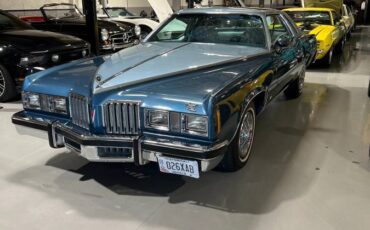 Pontiac-Grand-prix-1977-blue-7081