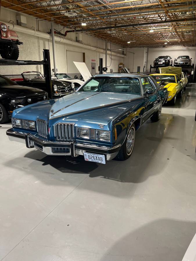 Pontiac-Grand-prix-1977-blue-7081