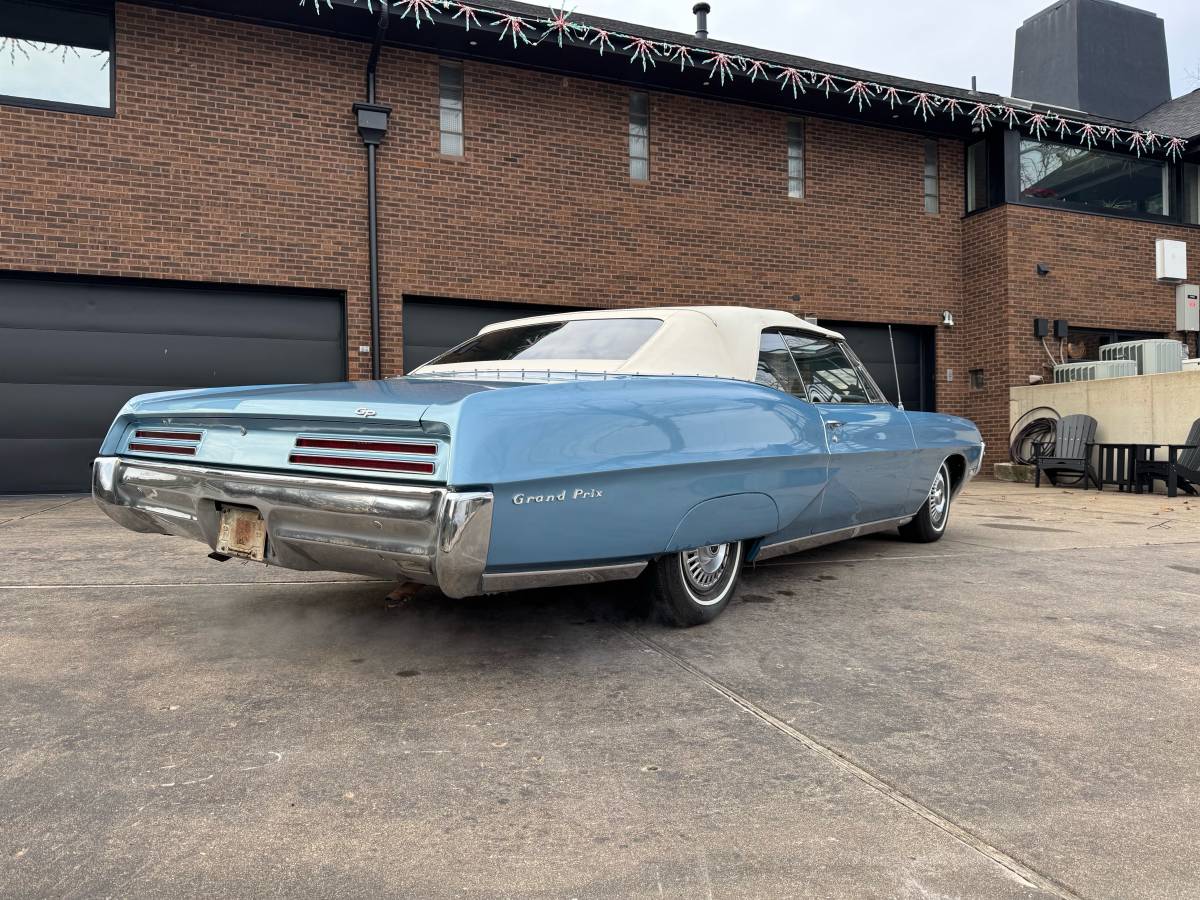 Pontiac-Grand-prix-convertible-1967-7