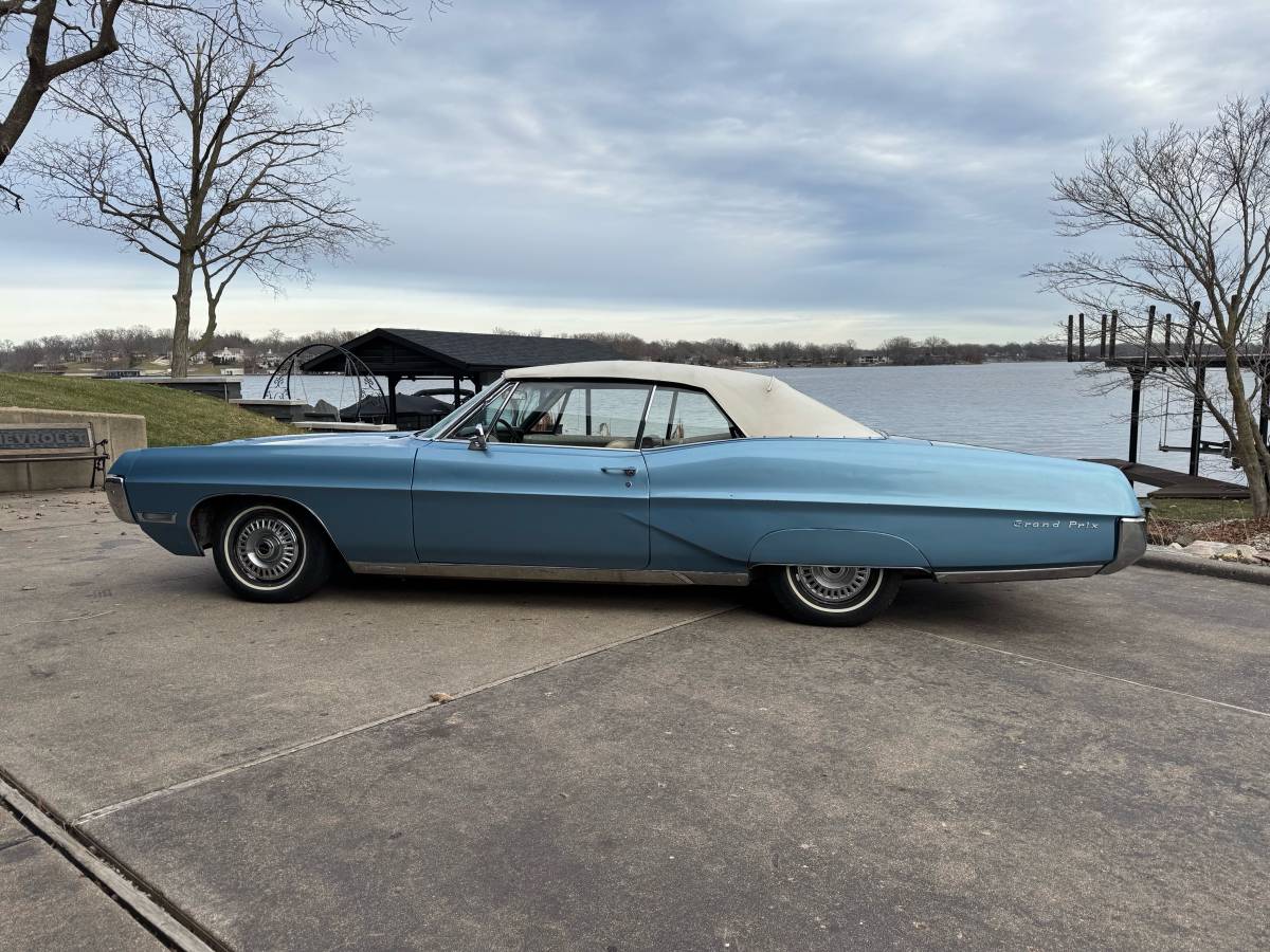 Pontiac-Grand-prix-convertible-1967