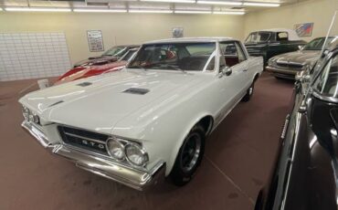 Pontiac-Gto-1964-white-80467-2