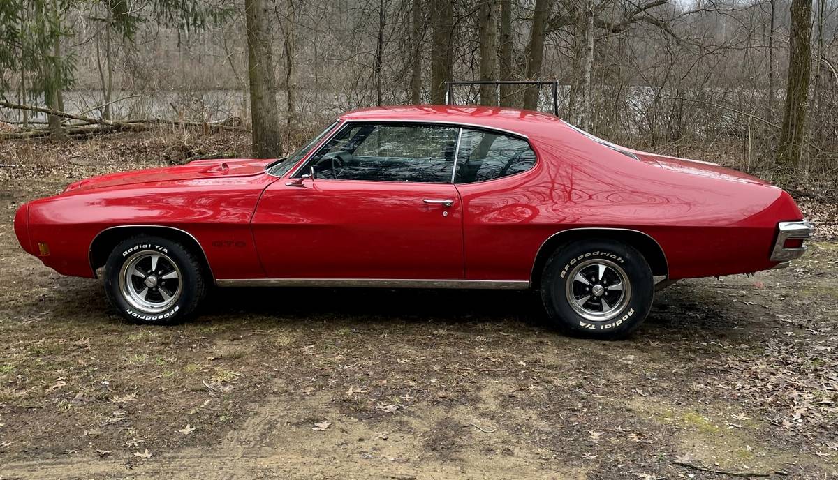 Pontiac-Gto-1970-red-119091-1