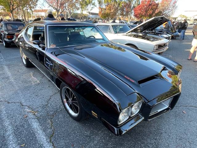 Pontiac-Gto-1972-black-78858-1