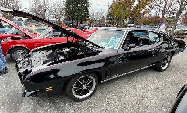 Pontiac-Gto-1972-black-78858-6