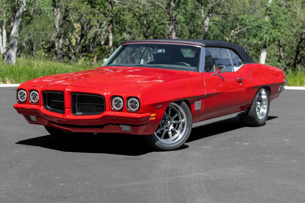 Pontiac-Lemans-sport-1971-18