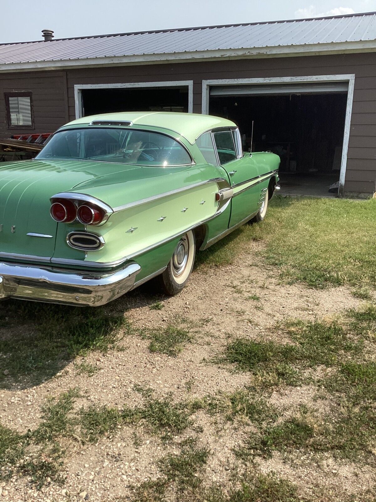 Pontiac-Parisienne-1958-1