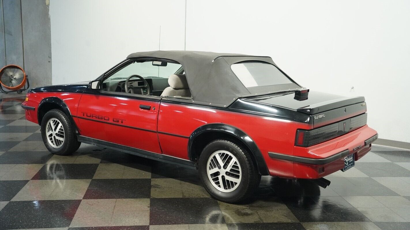 Pontiac-Sunbird-Cabriolet-1986-Red-Gray-117263-6