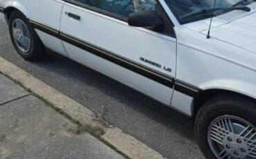 Pontiac-Sunbird-convertible-1991-white-149298-1