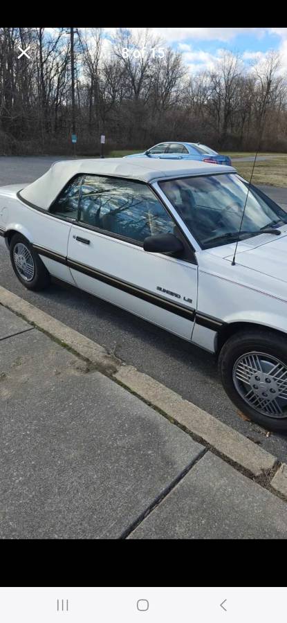 Pontiac-Sunbird-convertible-1991-white-149298-1