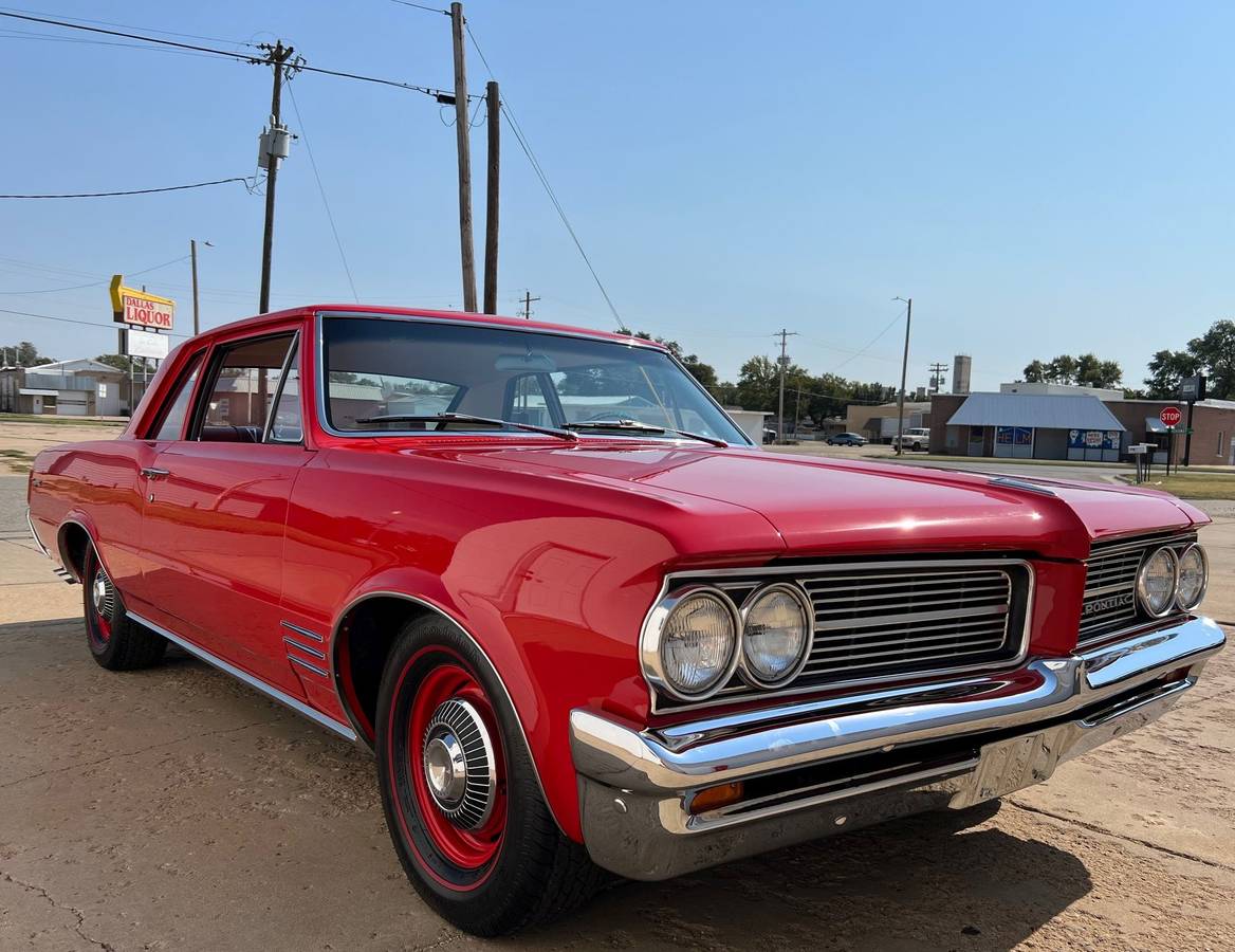 Pontiac-Tempest-1964-13