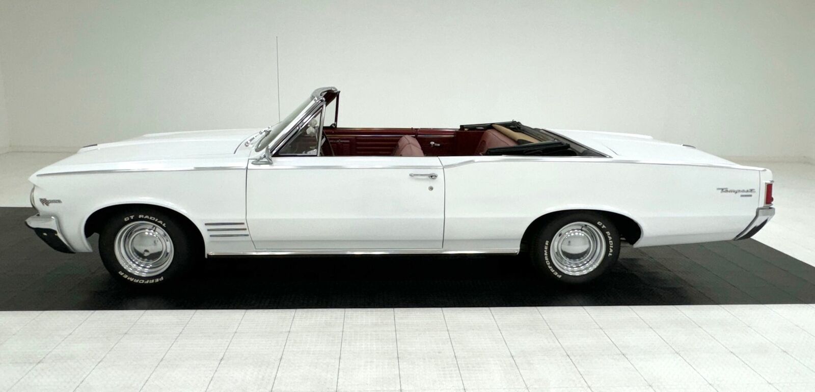 Pontiac-Tempest-Cabriolet-1964-3