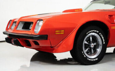 Pontiac-Trans-Am-1975-5