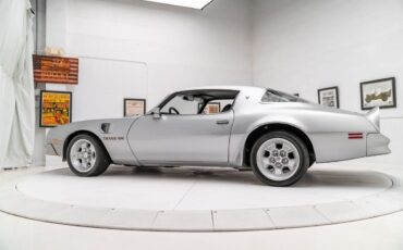 Pontiac-Trans-Am-1976-Silver-Black-87864-2