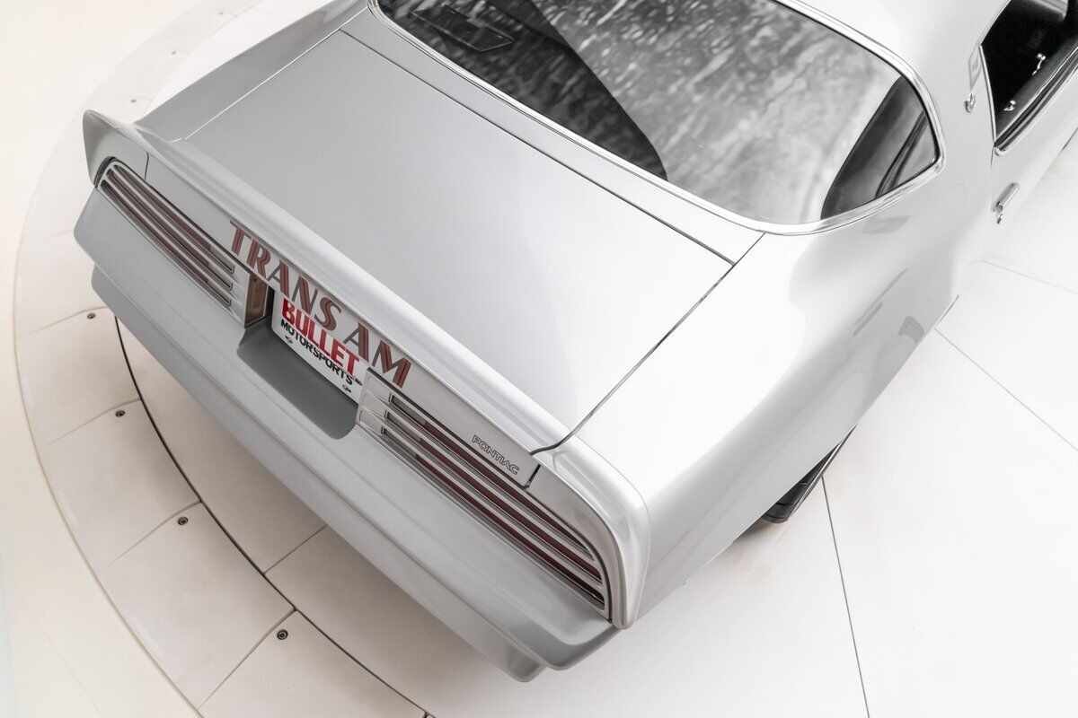 Pontiac-Trans-Am-1976-Silver-Black-87864-38