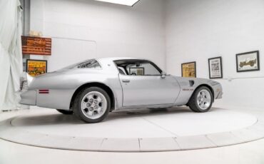 Pontiac-Trans-Am-1976-Silver-Black-87864-8