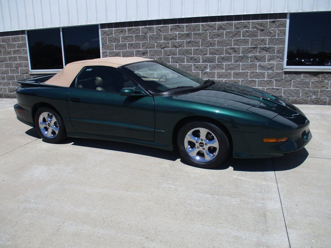 Pontiac-Trans-Am-Convertible-1995-Green-Beige-Leather-89922-5