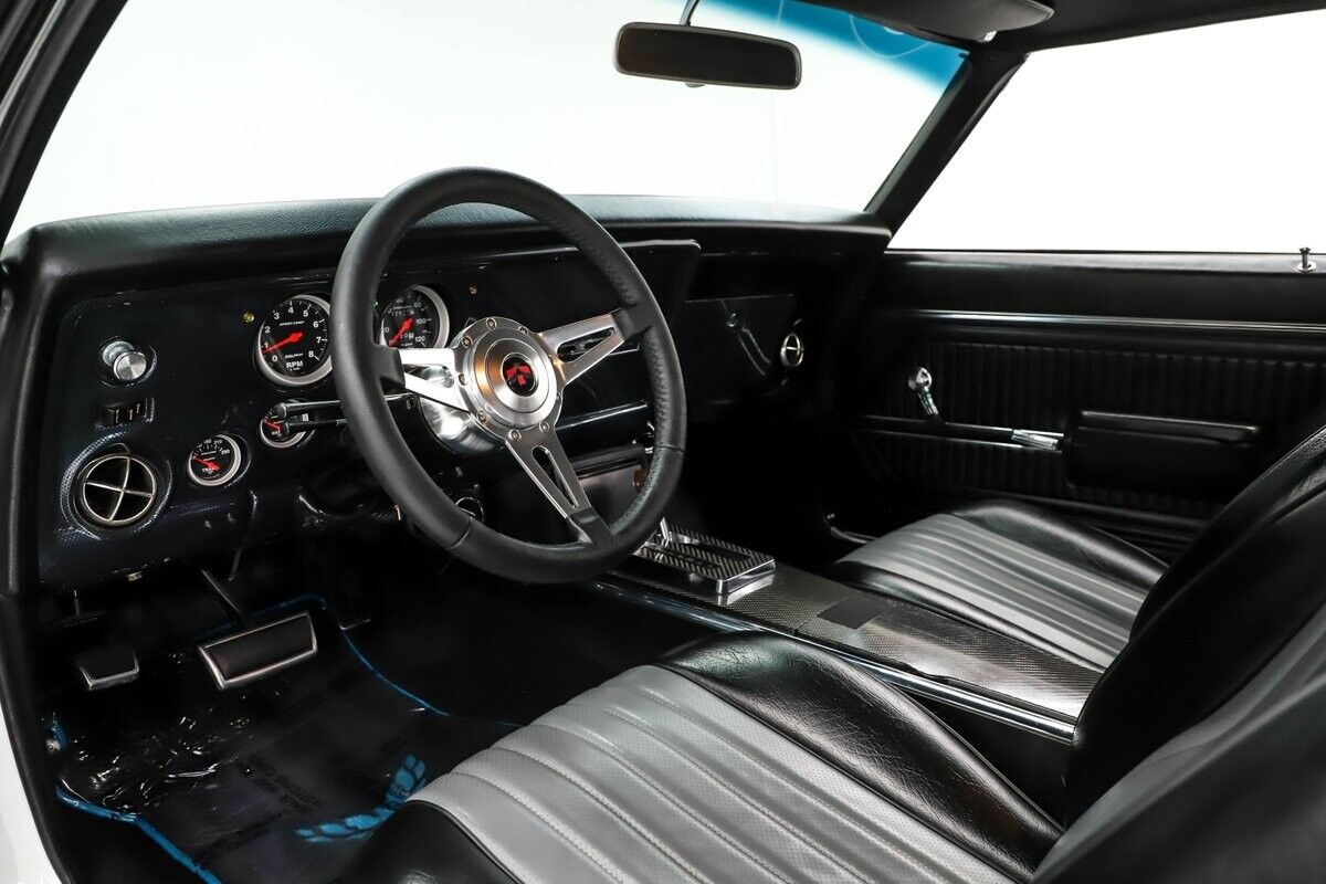 Pontiac-Trans-Am-Coupe-1969-White-Black-0-1