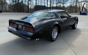 Pontiac-Trans-Am-Coupe-1976-5