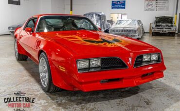 Pontiac-Trans-Am-Coupe-1978-Red-Black-104837-9