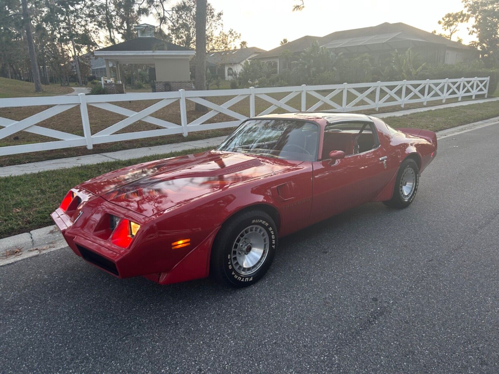 Pontiac-Trans-Am-Coupe-1980-11