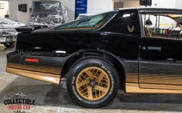 Pontiac-Trans-Am-Coupe-1984-Black-14388-24