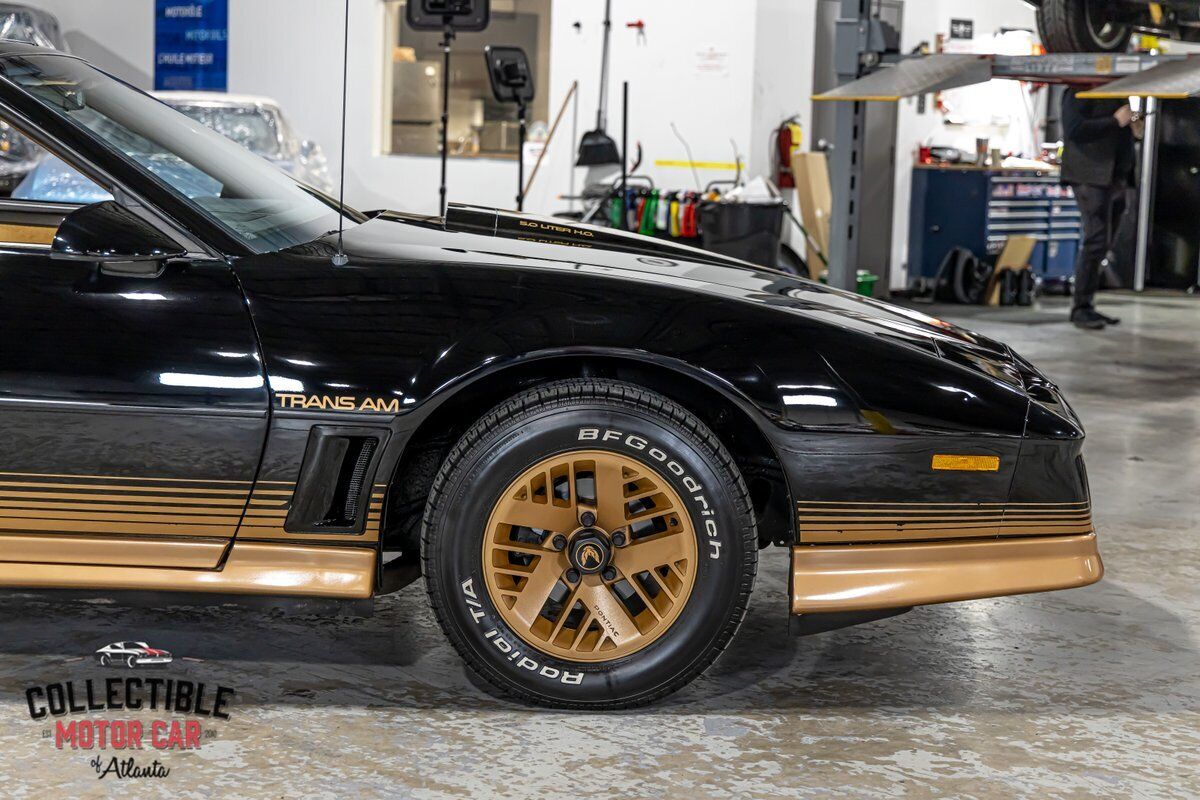 Pontiac-Trans-Am-Coupe-1984-Black-14388-26