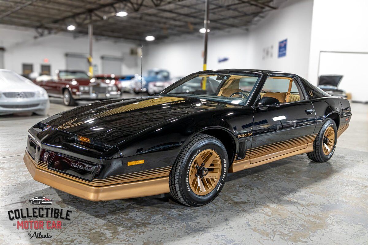 Pontiac-Trans-Am-Coupe-1984-Black-14388-7