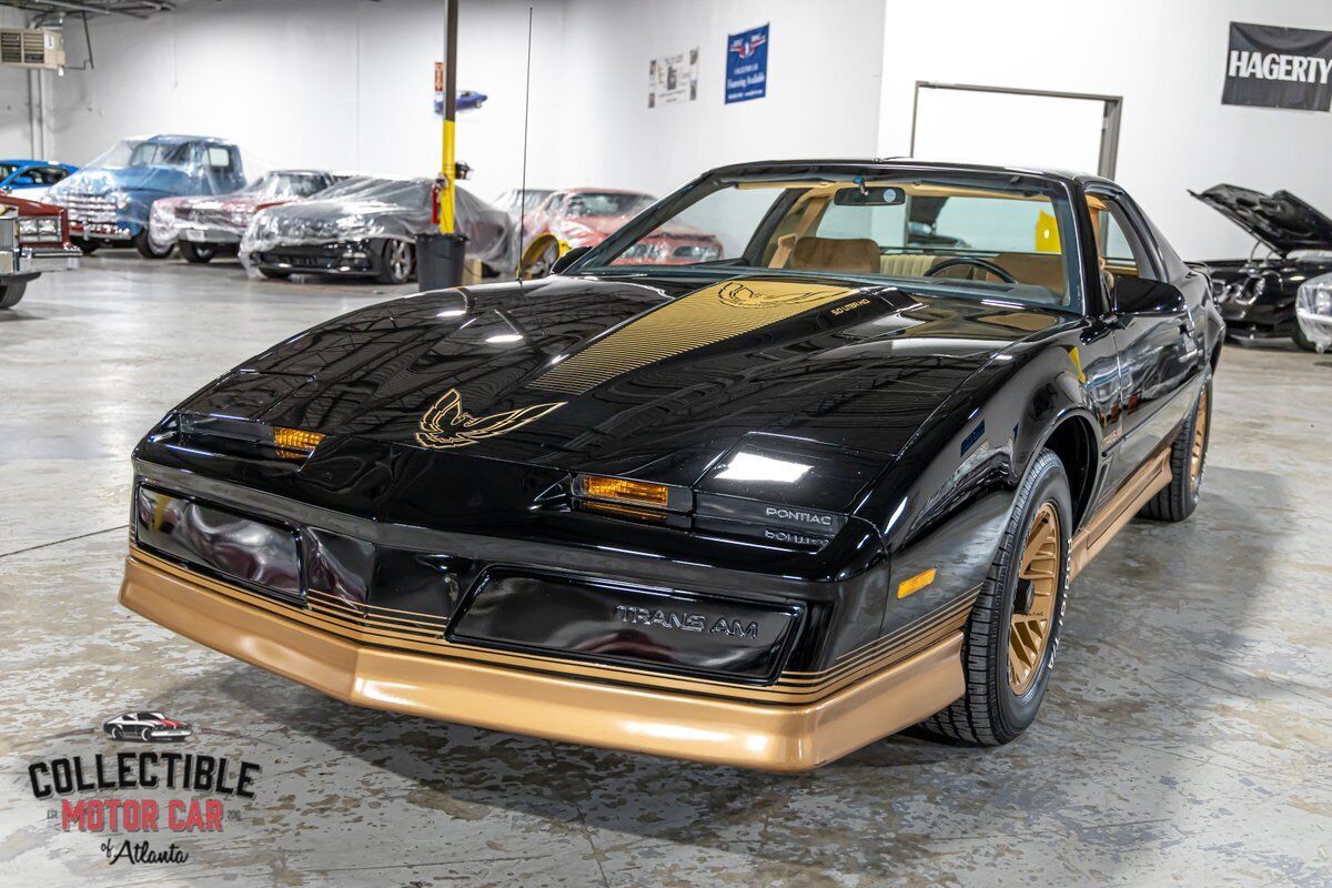 Pontiac-Trans-Am-Coupe-1984-Black-14388-8