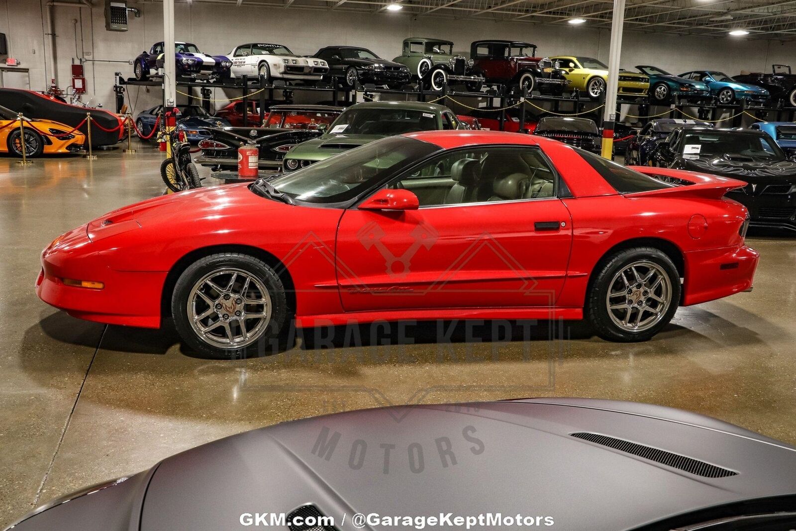 Pontiac-Trans-Am-Coupe-1995-Red-Tan-161174-9