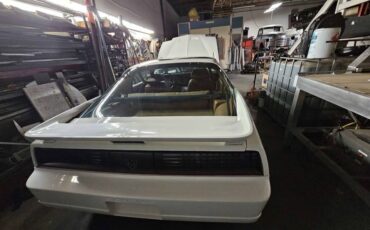 Pontiac-Trans-am-1990-white-241401-2