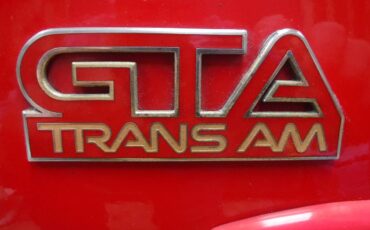 Pontiac-Trans-am-gta-1989-4