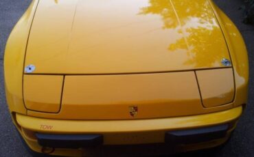 Porsche-1983-yellow-2