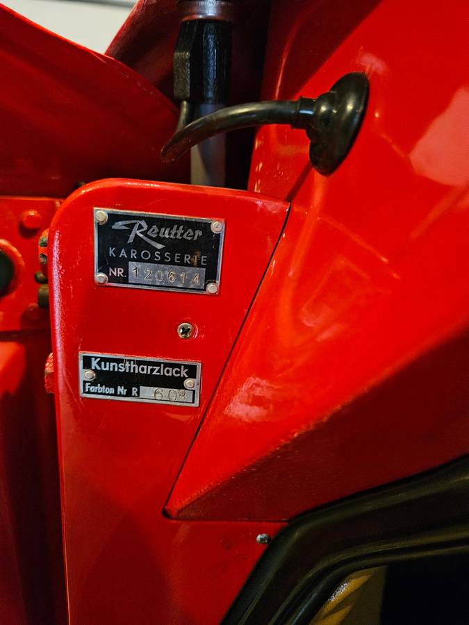 Porsche-356-1962-red-175418-23