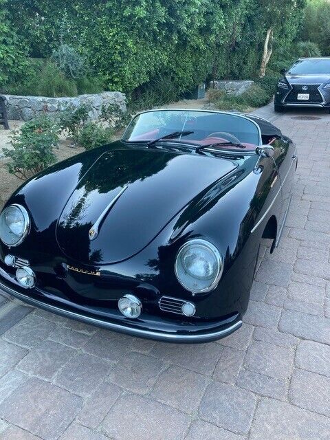 Porsche-356-Cabriolet-1957-Black-Red-925-3