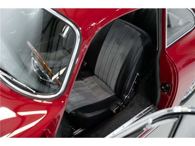 Porsche-356-Coupe-1962-Red-Black-72446-18