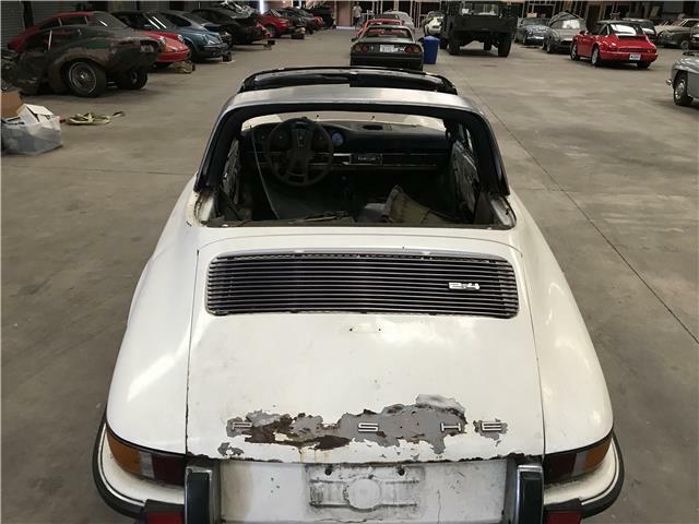 Porsche-911-1973-183848-4