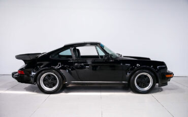 Porsche-911-1989-Black-55460-1