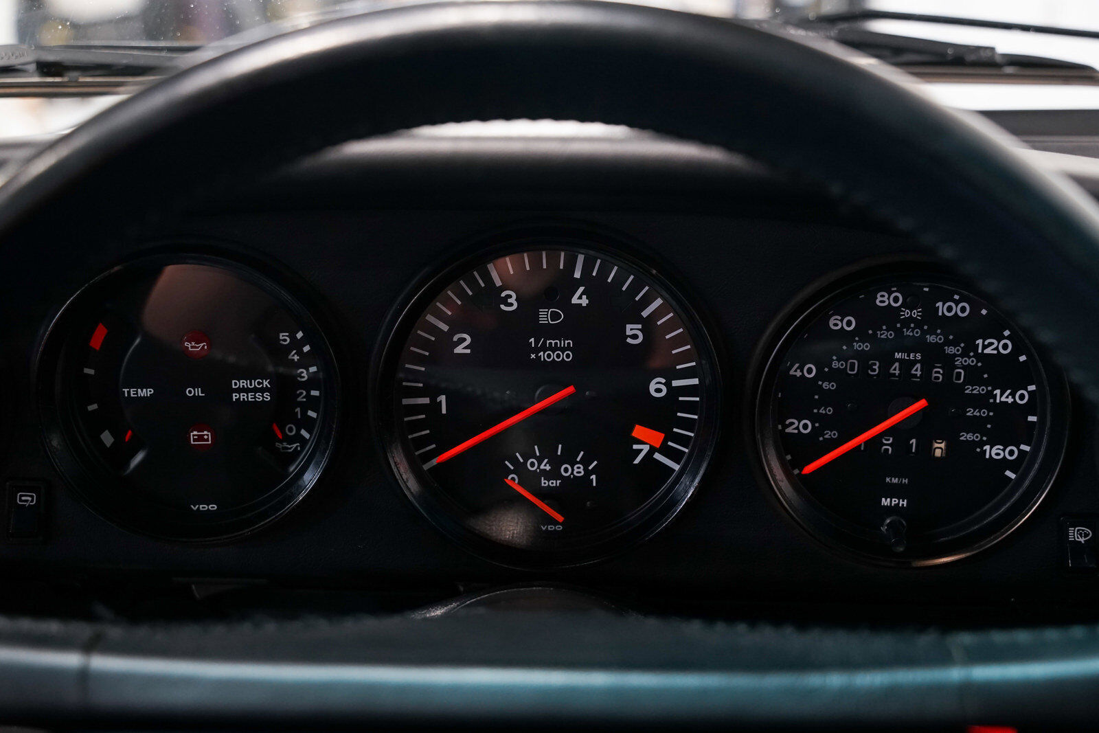 Porsche-911-1989-Black-55460-11