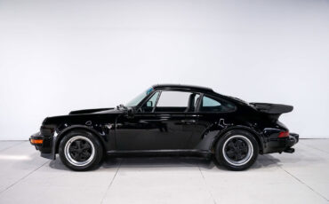 Porsche-911-1989-Black-55460-6