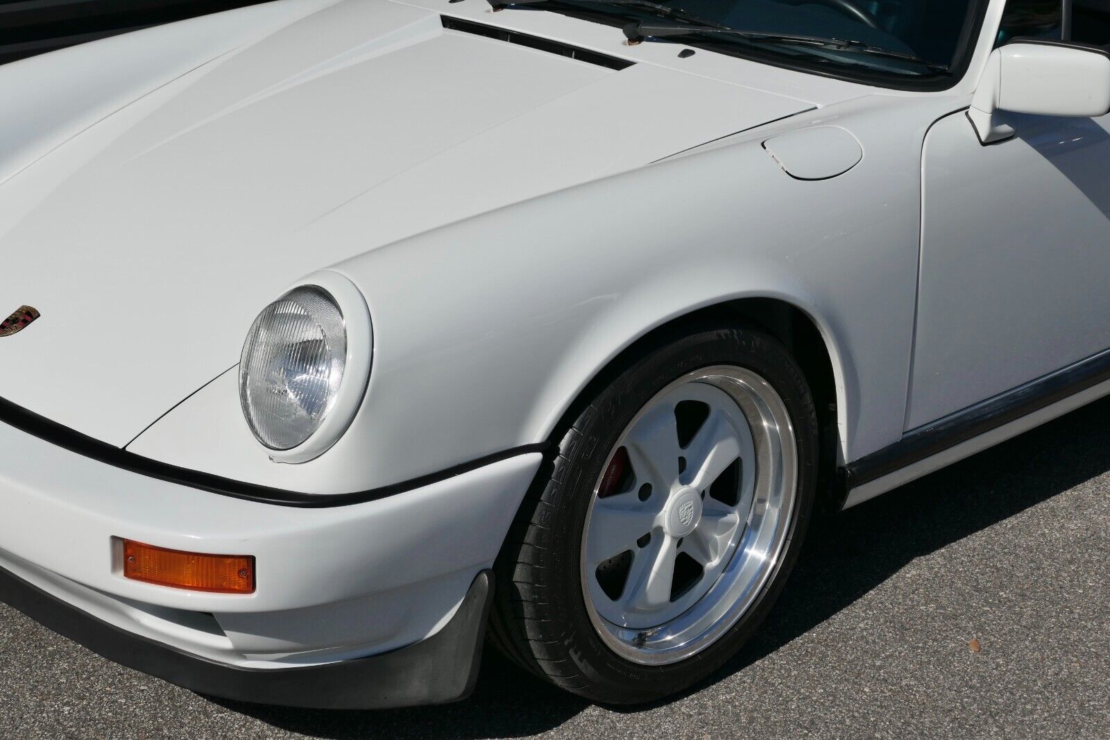 Porsche-911-Cabriolet-1988-White-Blue-128699-12