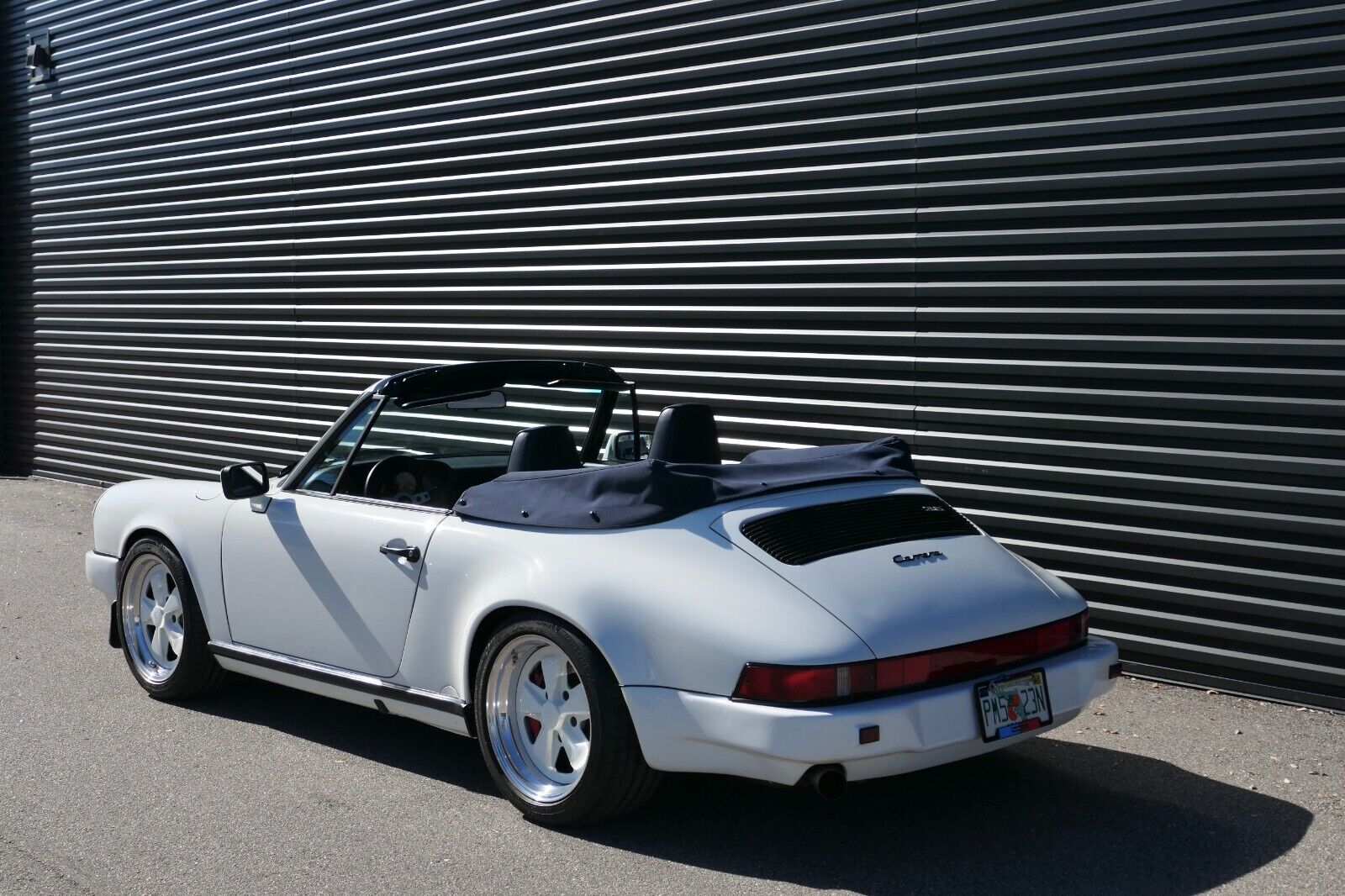 Porsche-911-Cabriolet-1988-White-Blue-128699-3