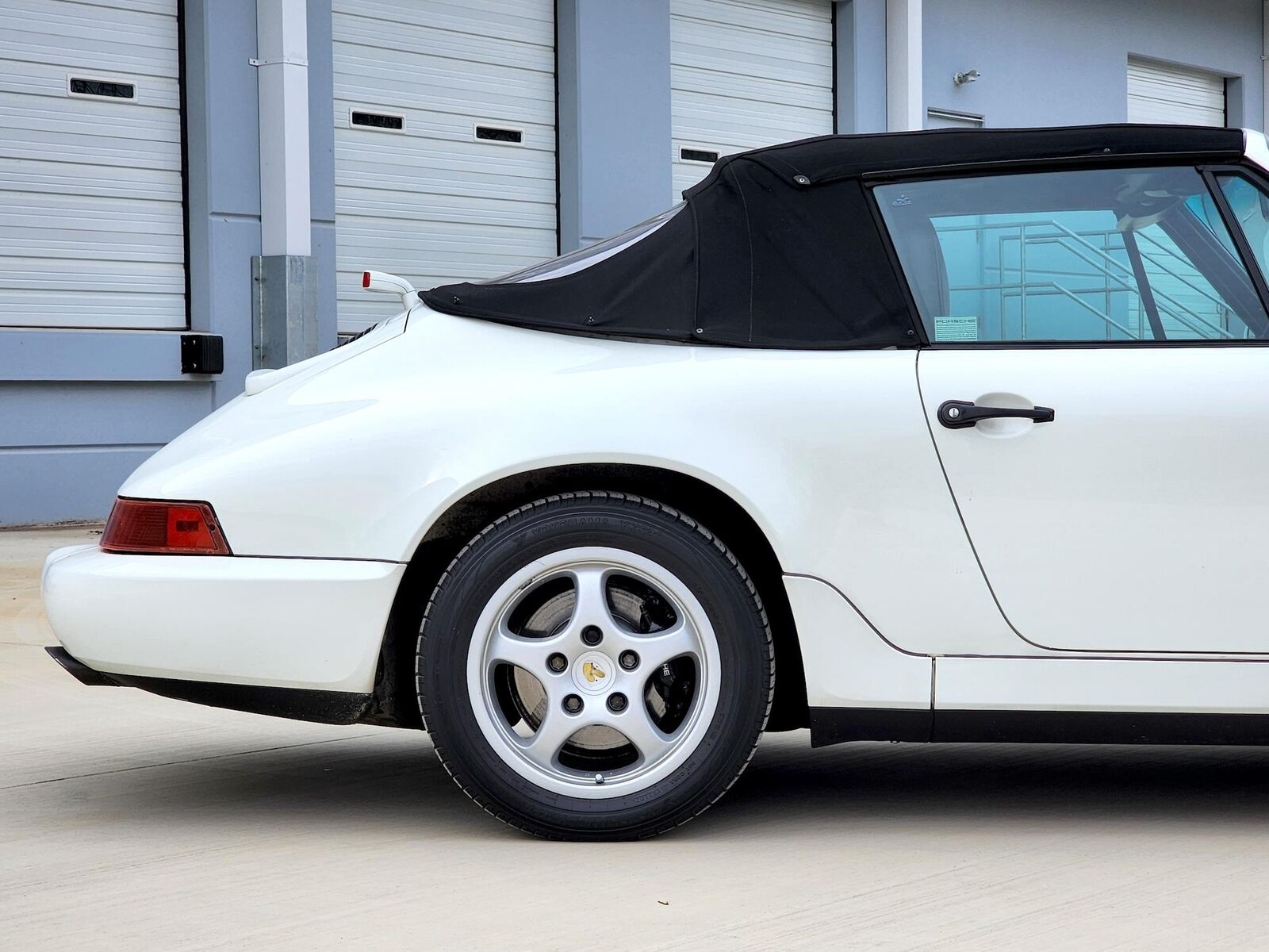 Porsche-911-Cabriolet-1992-White-Black-86853-24