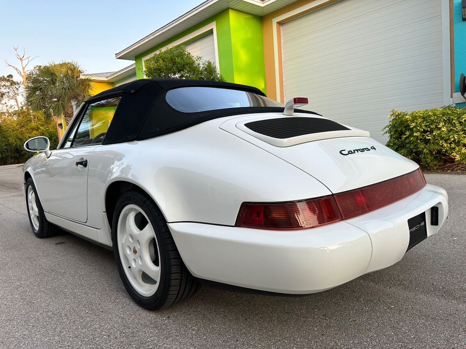 Porsche-911-Cabriolet-1993-White-Gray-42744-8