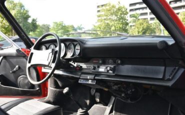 Porsche-911-Coupe-1974-Red-Black-52793-12